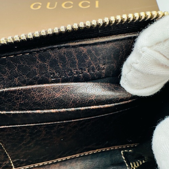 Gucci Beige and Dark Brown Wallet - Picture 7 of 10
